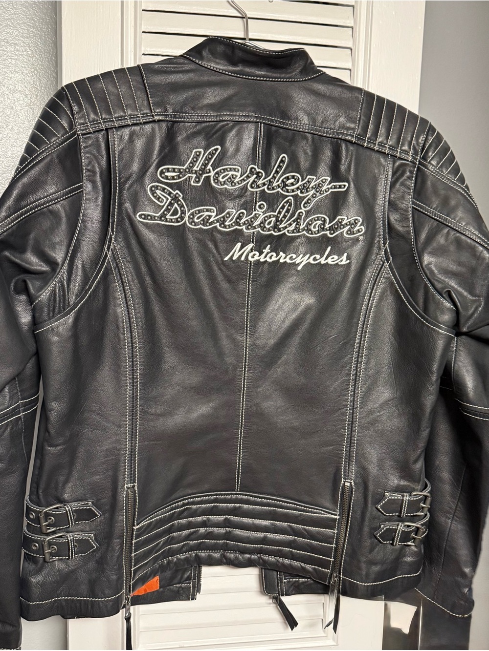 Harley-Davidson Women’s Black Leather Embroidered Back Jacket BARELY WORN!
